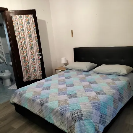Affitti Brevi Ferrera Monolocale Ferrera 20 Minuti Da Rho Fiera E San Siro Appartement